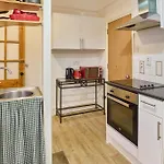 Host & Stay - The Cabin